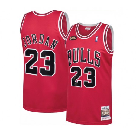 4b8c165ede952963c3ae7ab0acbca143.jpeg Men's Chicago Bulls #23 Michael Jordan Red 1997-98 Throwback Stitched Jersey 1TYT