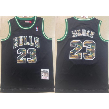 e355d0c37f195a6898e08ad9f9c029c5.jpeg Men's Chicago Bulls #23 Michael Jordan Black Stitched Jersey DYT5
